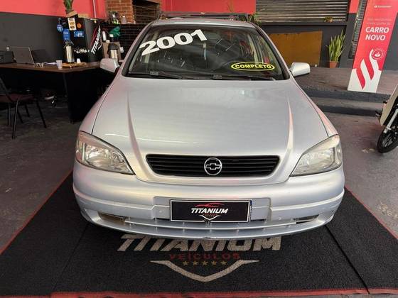 CHEVROLET ASTRA 1.8 MPFI MILLENIUM II SEDAN 8V GASOLINA 4P MANUAL CHEVROLET ASTRA 1.8 MPFI MILLENIUM II SEDAN 8V GASOLINA 4P MANUAL